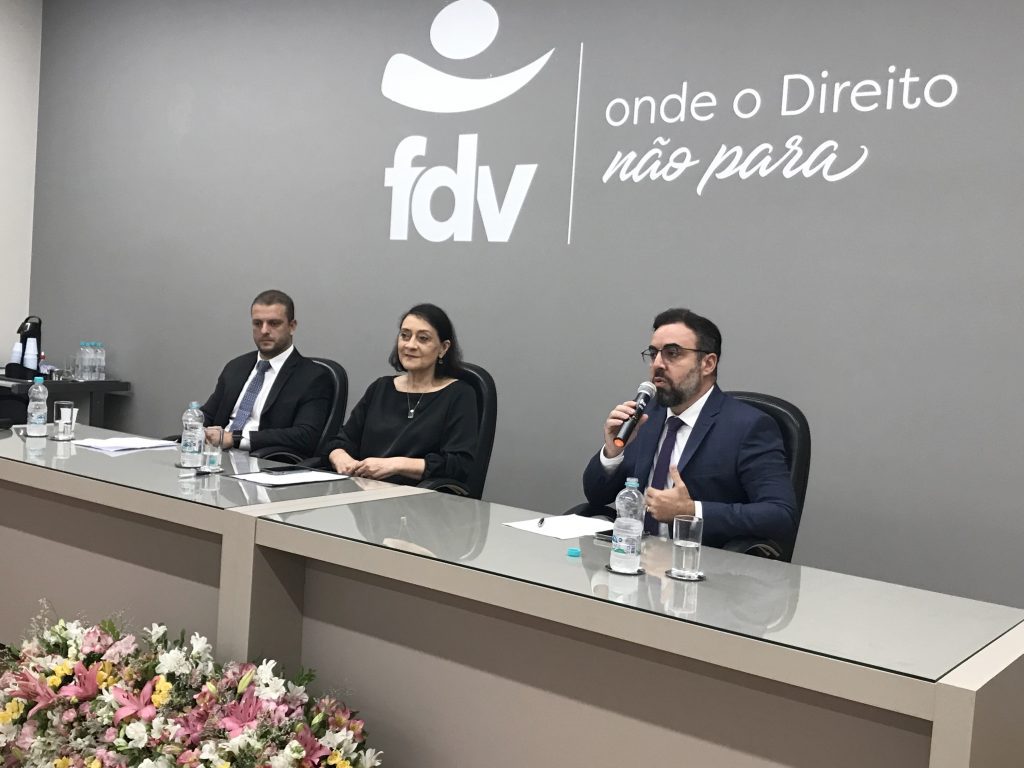 FDV recebe professor da Áustria nas comemorações de 20 anos do